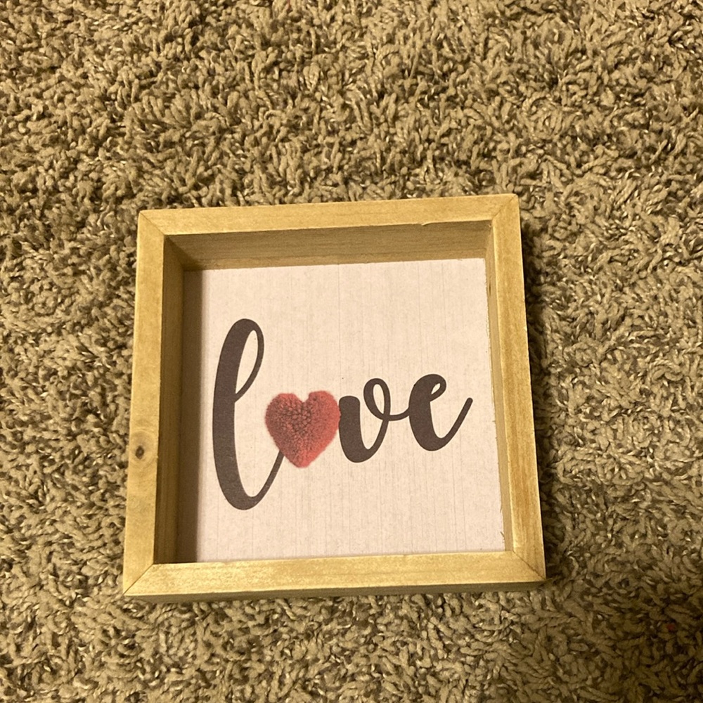 “Love” sign